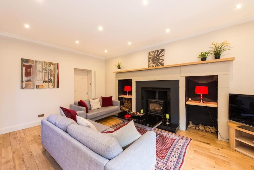 Self Catering , City Centre Apartment With Parking Edinburgh Exterior photo